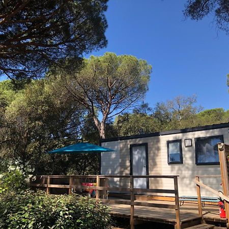Camping De Parpaillon Roquebrune-sur-Argens Exterior photo