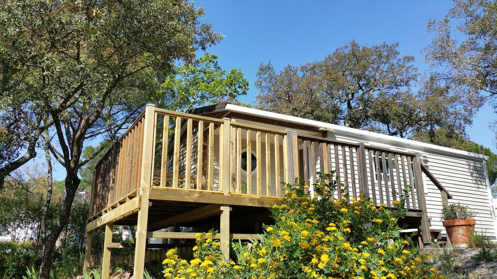 Camping De Parpaillon Roquebrune-sur-Argens Exterior photo